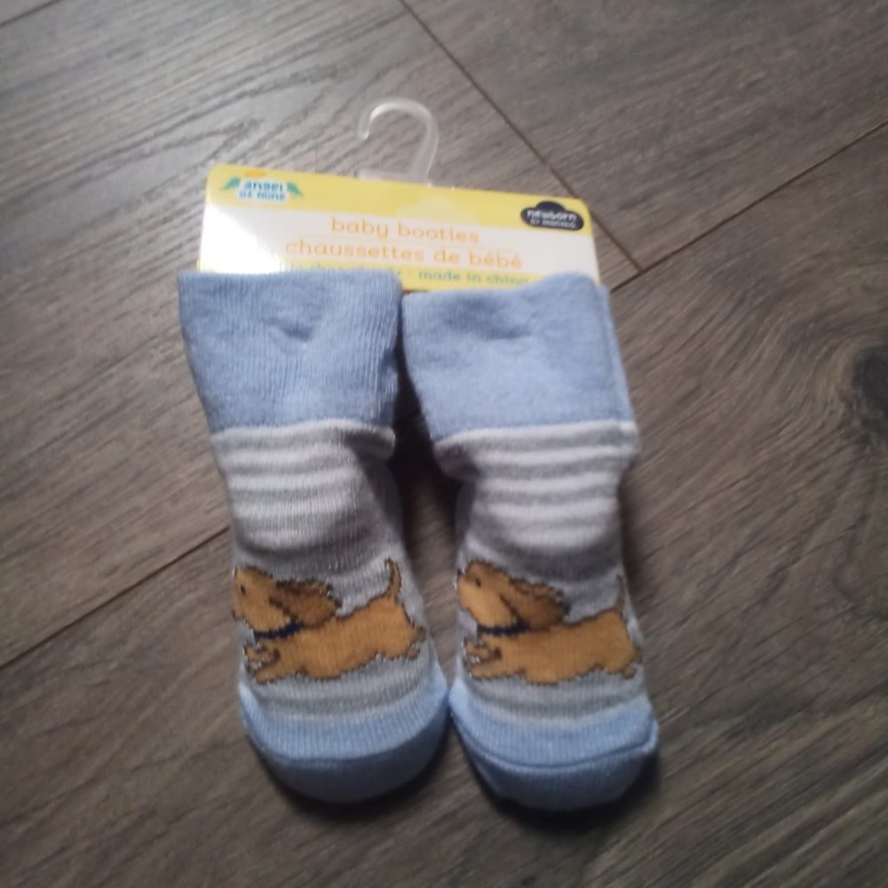 NWT ANGEL OF MINE SOCKS